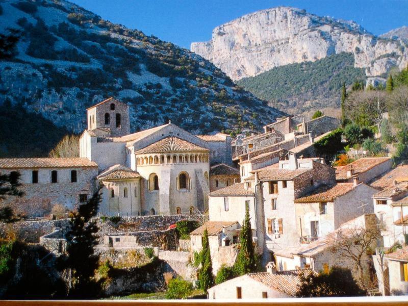 Charmante Maison A Saint Guilhem Le Desert 外观 照片